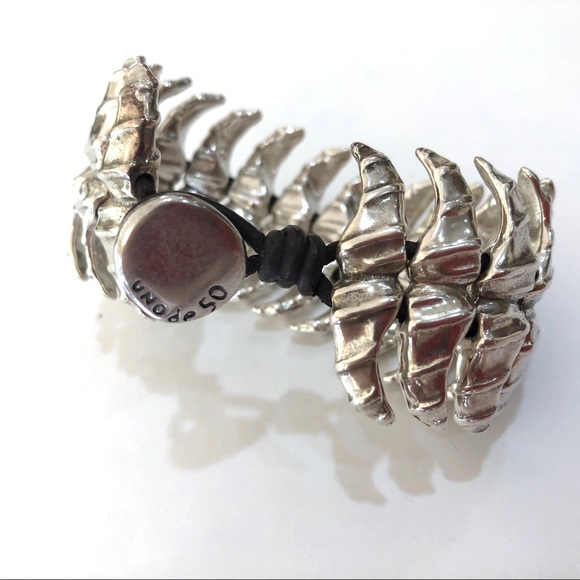 UNOde50 Dancer Cloud Silver Flexible Bracelet - Picture 3 of 8